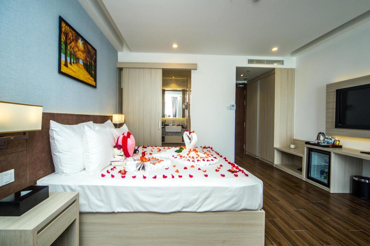 Putin Hotel На Транг Екстериор снимка