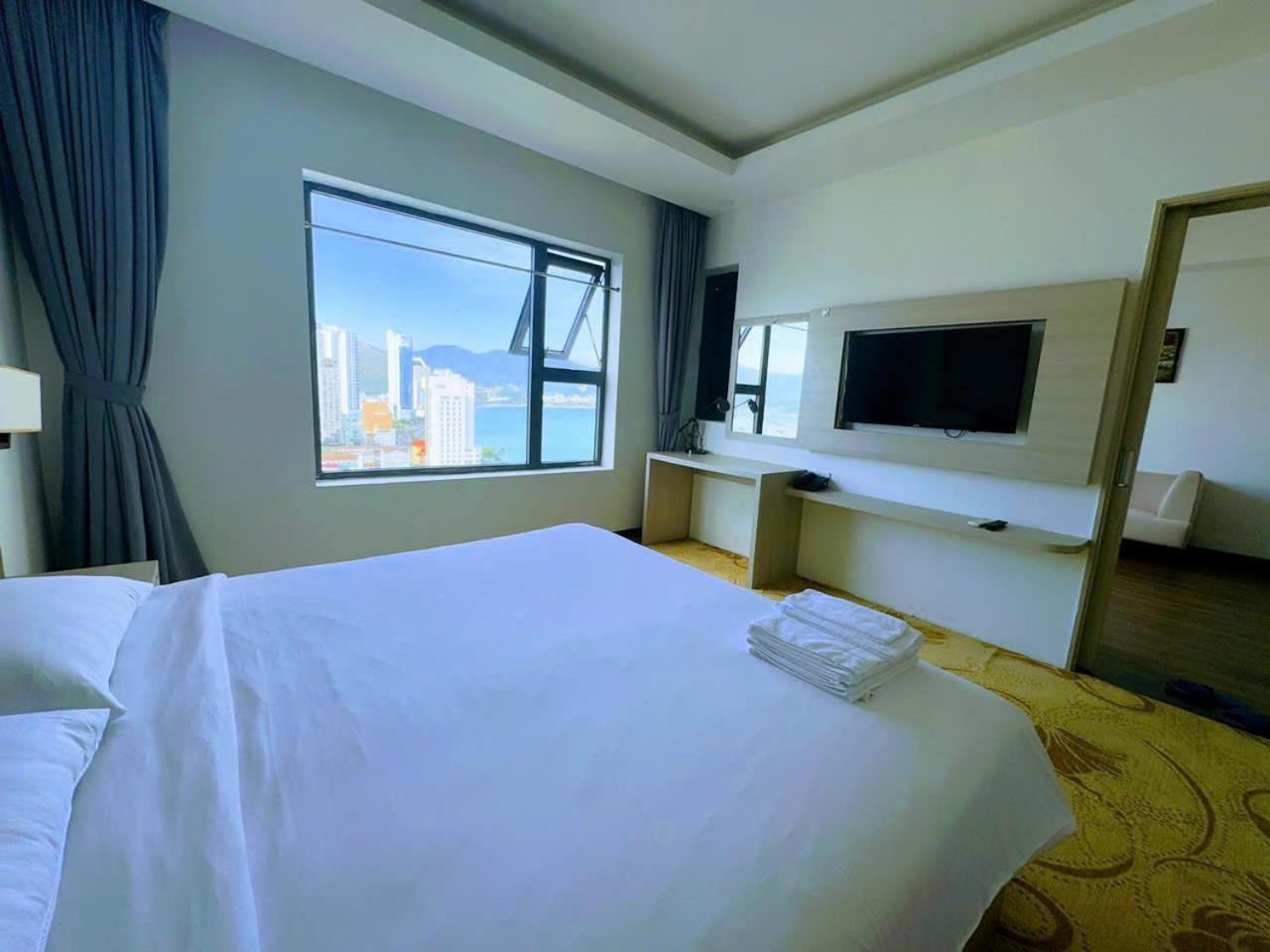 Putin Hotel На Транг Екстериор снимка